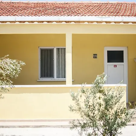 Apartmanhotel Mali 2*